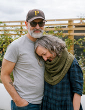 Load image into Gallery viewer, Brando - 4ply - Hand-dyed yarn (Yak 70)