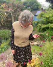 Load image into Gallery viewer, Crema - 4ply - Single XF Merino/Mohair