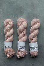 Load image into Gallery viewer, Tamarisk - 4ply - Alpaca/silk/cashmere