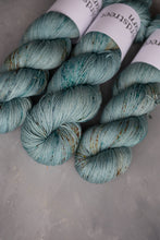 Load image into Gallery viewer, Beach Hut - 4ply - Hand-dyed yarn