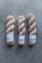 Load image into Gallery viewer, Biscuit - 4ply - Alpaca/silk/cashmere