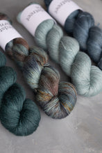 Load image into Gallery viewer, Cove - 4ply Alpaca / Silk / Cashmere