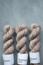 Load image into Gallery viewer, Vintage - 4ply Donegal Nep