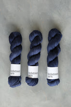 Load image into Gallery viewer, Deepest - 4ply - Alpaca/silk/cashmere