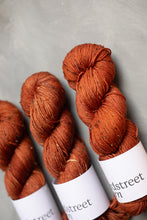 Load image into Gallery viewer, Foxy - 4ply Nep