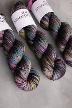 Load image into Gallery viewer, Jumpin' Jack Flash- 4ply zebra