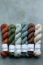 Load image into Gallery viewer, Bean - 4ply - Alpaca/silk/cashmere