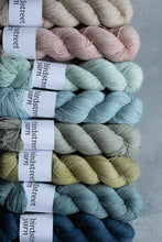 Load image into Gallery viewer, Mojito - 4ply Merino /linen