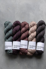 Load image into Gallery viewer, Vintage - DK Donegal Nep