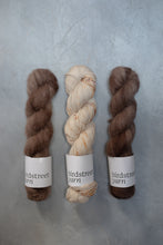 Load image into Gallery viewer, Pecan Cloud- Brushed Suri Silk Lace