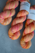 Load image into Gallery viewer, Sunshiiine! - 4ply - Hand-dyed yarn