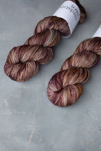 Load image into Gallery viewer, That Old Chestnut - 4ply BFL