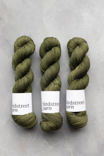 Load image into Gallery viewer, Brando - 4ply - Hand-dyed yarn (Yak 70)