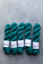 Load image into Gallery viewer, Jewel - 4ply - Hand-dyed yarn