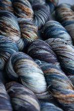 Load image into Gallery viewer, Pebbles On A Beach - 4ply - Hand-dyed yarn