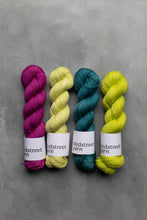 Load image into Gallery viewer, Zing - 4ply - Hand-dyed yarn