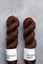 Load image into Gallery viewer, Walnut - DK
