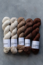 Load image into Gallery viewer, Fawn - 4ply - Alpaca/silk/cashmere
