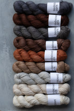 Load image into Gallery viewer, Fawn - 4ply - Alpaca/silk/cashmere
