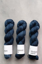 Load image into Gallery viewer, Barricane - 4ply - Single XF Merino/Mohair
