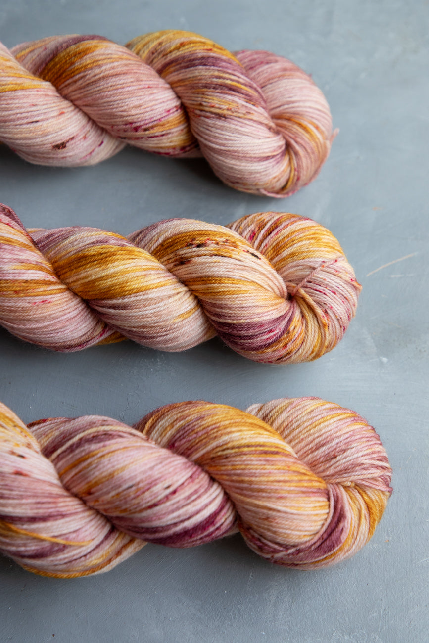 Bloomin' Lovely - 4ply - Hand-dyed yarn