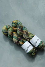 Load image into Gallery viewer, Falling With Style - 4ply - Hand-dyed yarn
