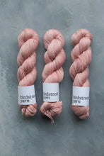 Load image into Gallery viewer, Geum - 4ply - Alpaca/silk/cashmere
