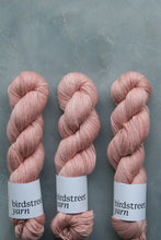 Load image into Gallery viewer, Geum - 4ply - Alpaca/silk/cashmere
