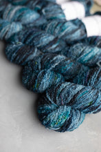 Load image into Gallery viewer, India Blue - DK - Boucle
