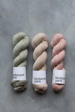 Load image into Gallery viewer, Latte - 4ply Merino /linen
