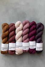 Load image into Gallery viewer, Beaujolais - 4ply - Hand-dyed yarn
