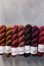 Load image into Gallery viewer, Dietrich - 4ply - Hand-dyed yarn (Yak 70)
