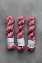 Load image into Gallery viewer, Maui - 4ply - Alpaca/silk/cashmere

