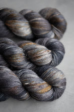 Load image into Gallery viewer, Pebbles On A Beach - 4ply - Alpaca/silk/cashmere
