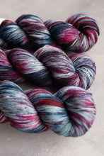 Load image into Gallery viewer, Strictly Season - 4ply - Hand-dyed yarn
