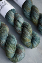 Load image into Gallery viewer, Tall Pines - 4ply Merino /linen

