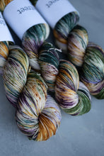 Load image into Gallery viewer, Grand Theft Autumn - 4ply - Hand-dyed yarn
