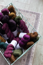 Load image into Gallery viewer, Garbo - 4ply - Hand-dyed yarn (Yak 70)
