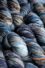 Load image into Gallery viewer, Pebbles On A Beach - 4ply - Hand-dyed yarn
